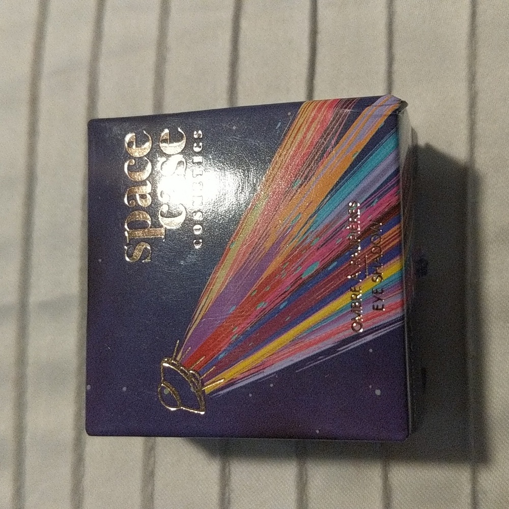 SPACE CASE Eyeshadow